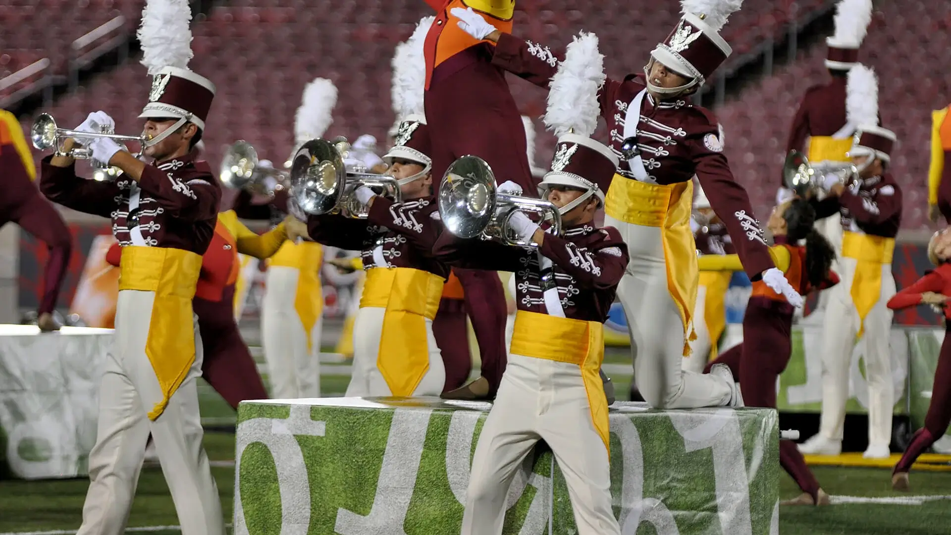 Cadets stay on top during rainy night in Louisville